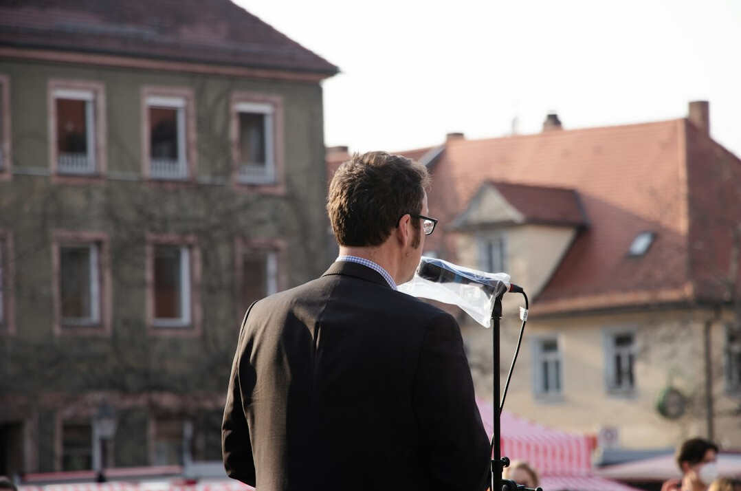 professional speaker on stage